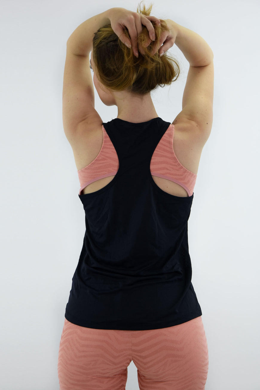 גופיית Sandy Tank - Black